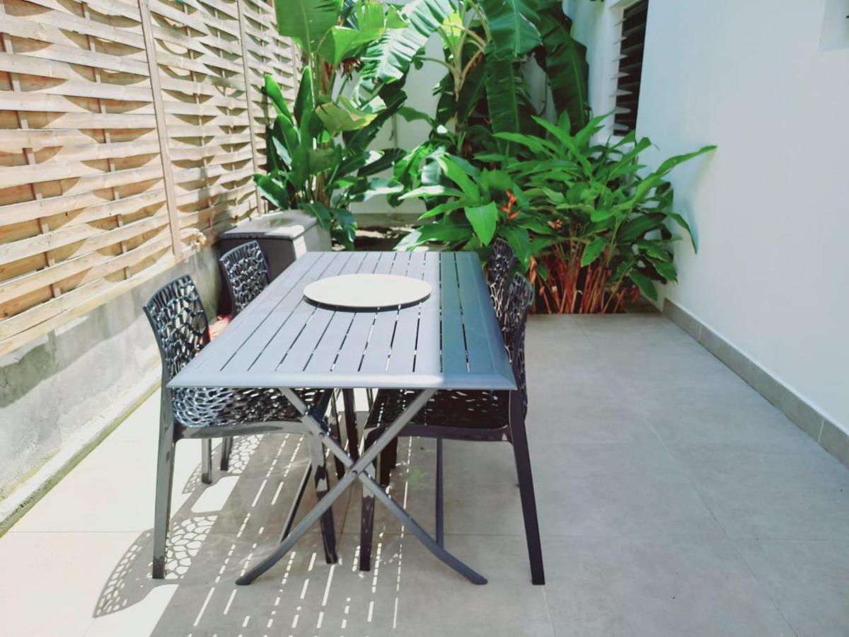 Le Damour Appartement 1 Ou 2 Chambres เลส์ อองซ์-ดิอาร์เลส ภายนอก รูปภาพ